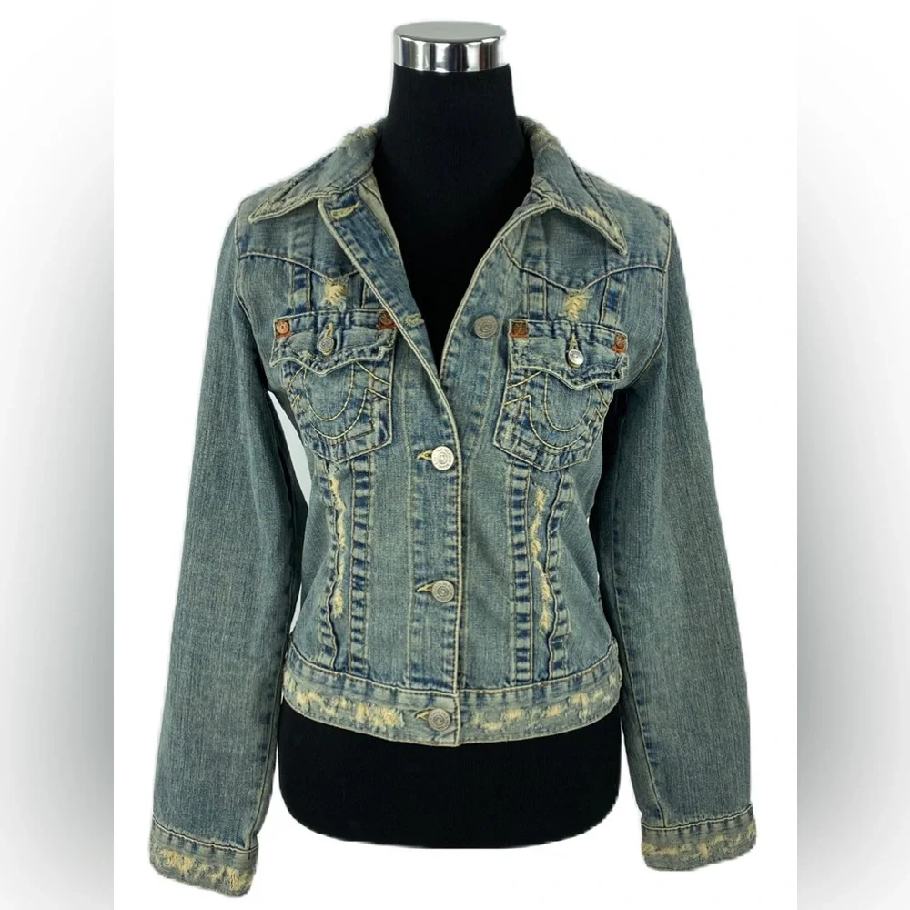SOLD 😁 True Religion Distressed Denim Jacket - Picture 1 of 12